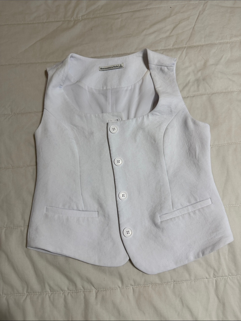 Abercrombie & Fitch White Tailored Sleeveless Vest